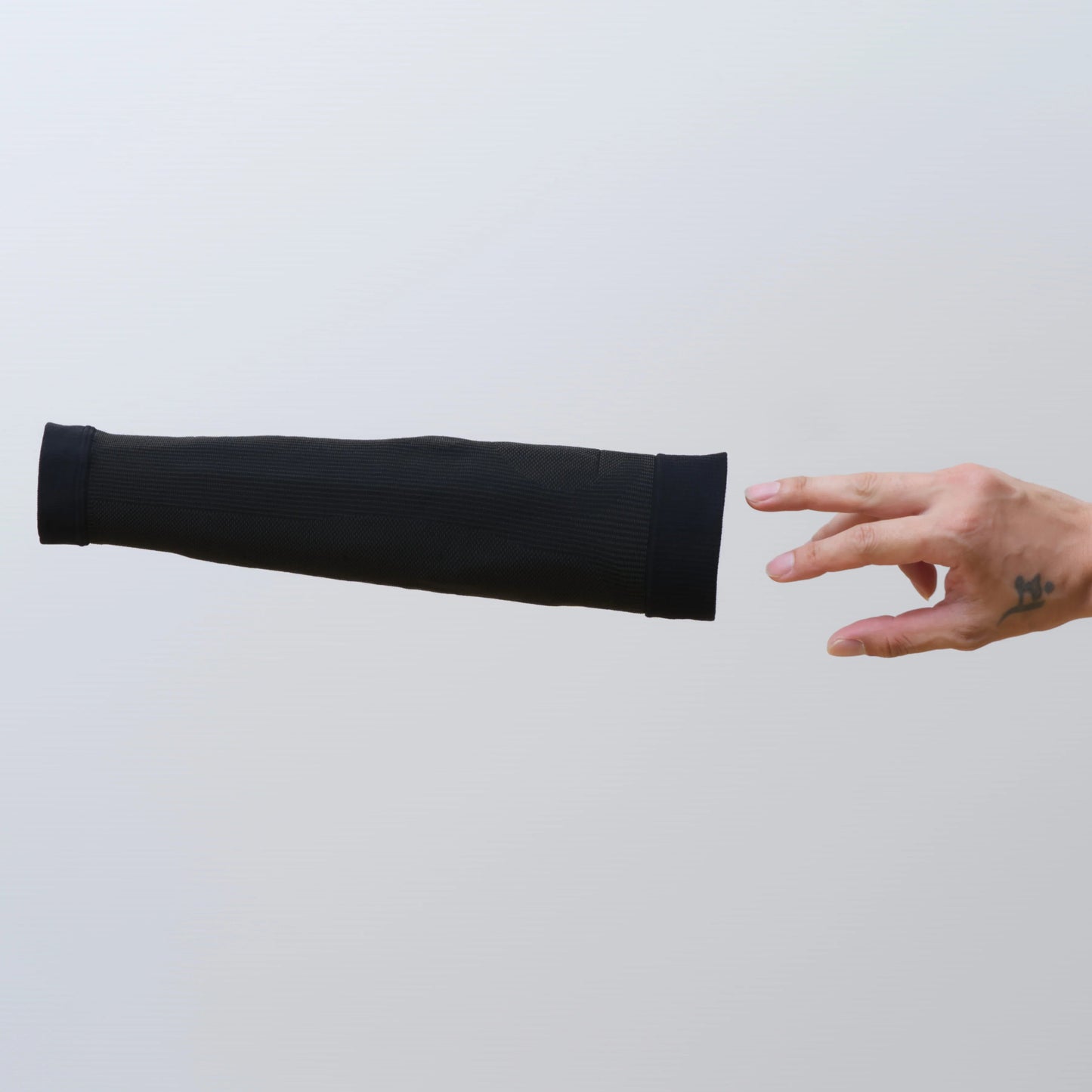 B4M V2 COMPRESSION SLEEVE